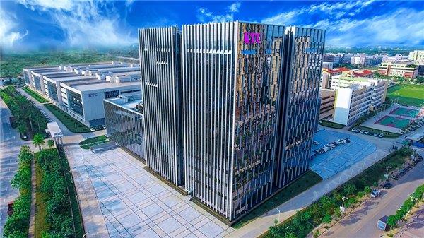 皓丽卷出新高度！55寸会议平板电视只需1
