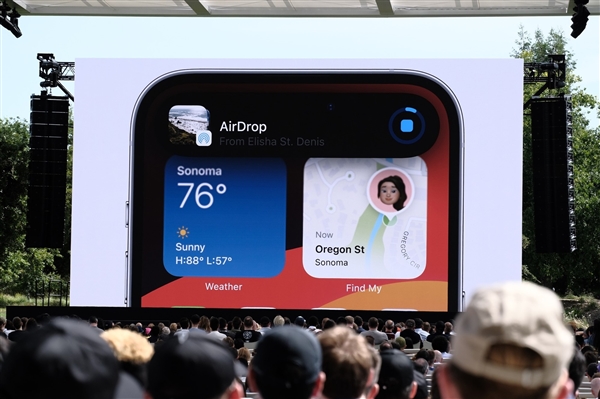 iOS 17正式发布！全新来电海报、横屏待机模式惊艳了(图4)