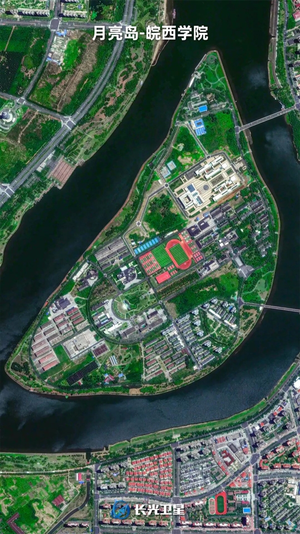 最美岛上大学:占据了整整一座岛(图3) 最美岛上大学:占据了整整一座岛(图3)