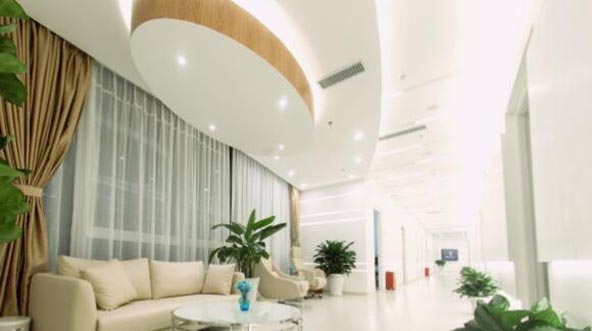 2023深圳纯钛全瓷牙正规齿科医院推荐超全一览！深圳臻美口腔门诊部颇负盛名(图6)